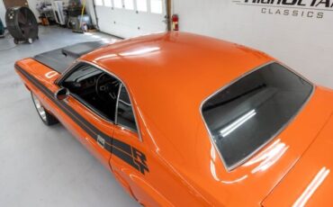 Dodge-Challenger-1971-Coupe-31