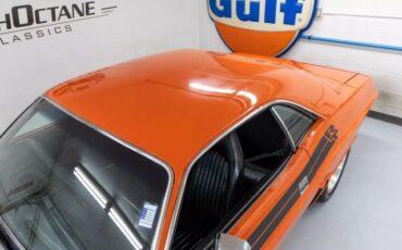 Dodge-Challenger-1971-Coupe-32