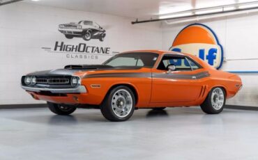 Dodge-Challenger-1971-Coupe-4