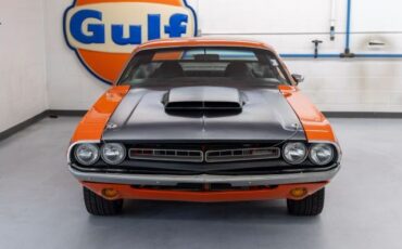 Dodge-Challenger-1971-Coupe-5