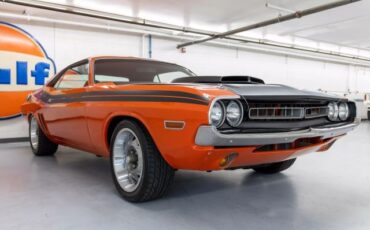 Dodge-Challenger-1971-Coupe-7