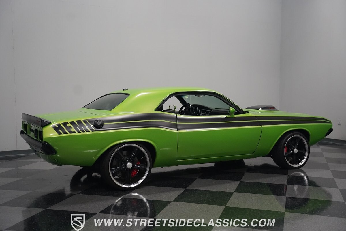 Dodge-Challenger-1972-Hardtop-16