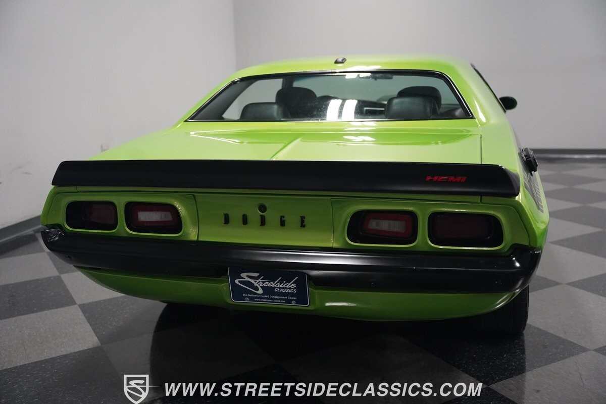 Dodge-Challenger-1972-Hardtop-30