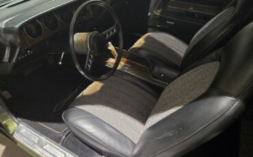 Dodge-Challenger-1973-Coupe-11