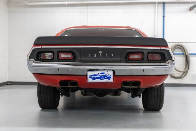 Dodge-Challenger-1973-Coupe-27