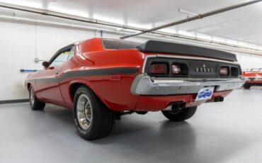 Dodge-Challenger-1973-Coupe-28