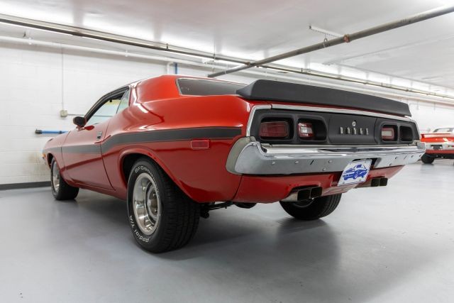 Dodge-Challenger-1973-Coupe-28