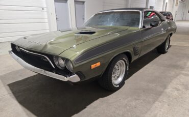 Dodge-Challenger-1973-Coupe-3