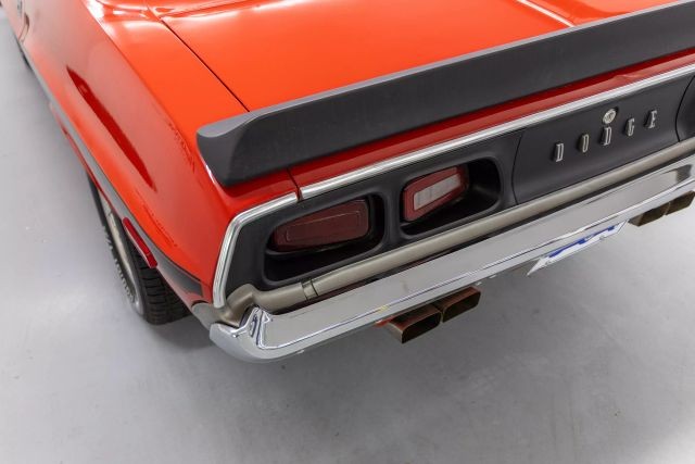 Dodge-Challenger-1973-Coupe-34