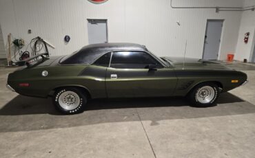 Dodge-Challenger-1973-Coupe-6