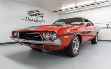 Dodge-Challenger-1973-Coupe-7