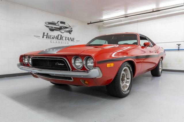 Dodge-Challenger-1973-Coupe-7