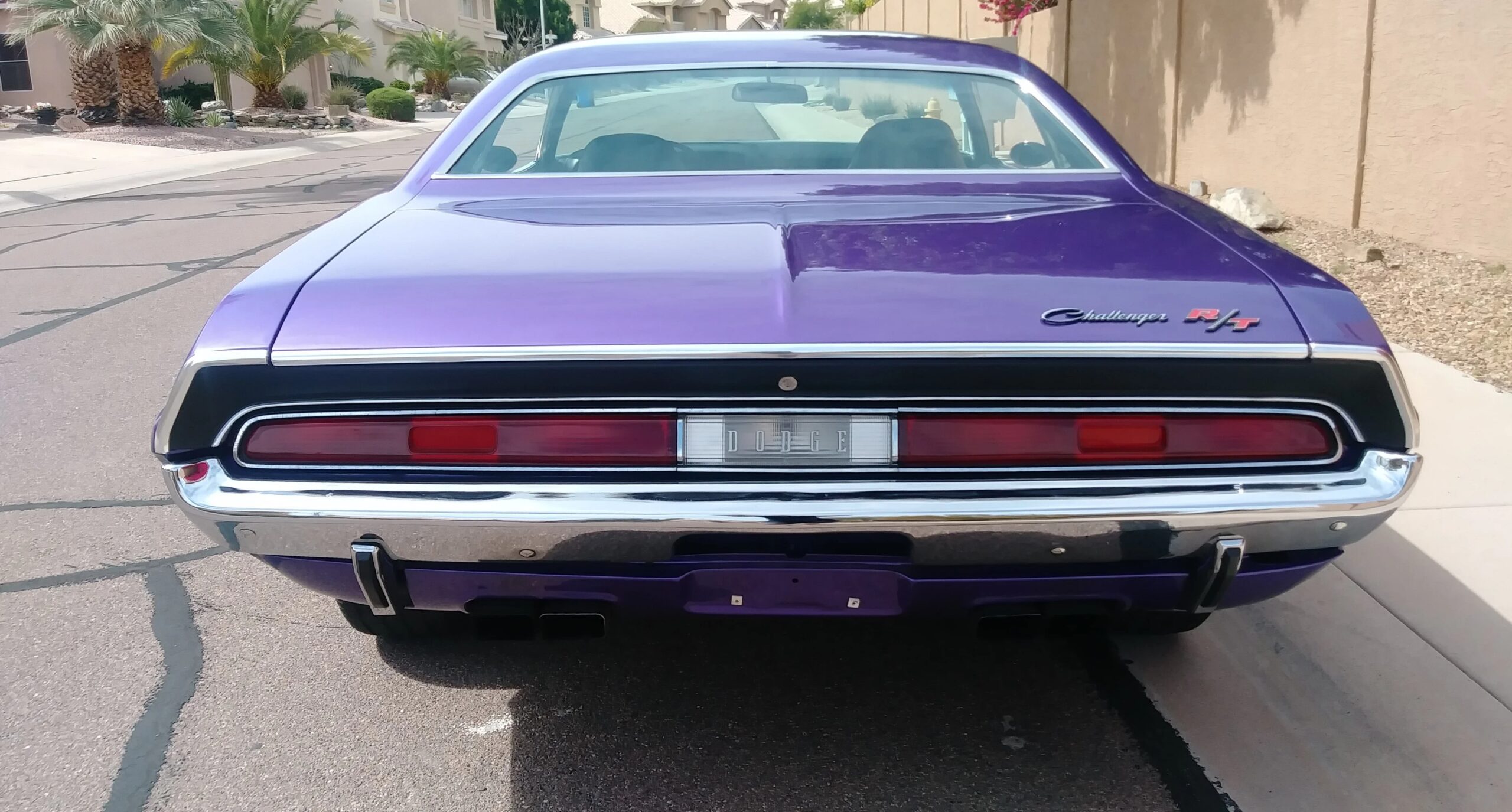 Dodge-Challenger-rt-1970-Purple-Black-18