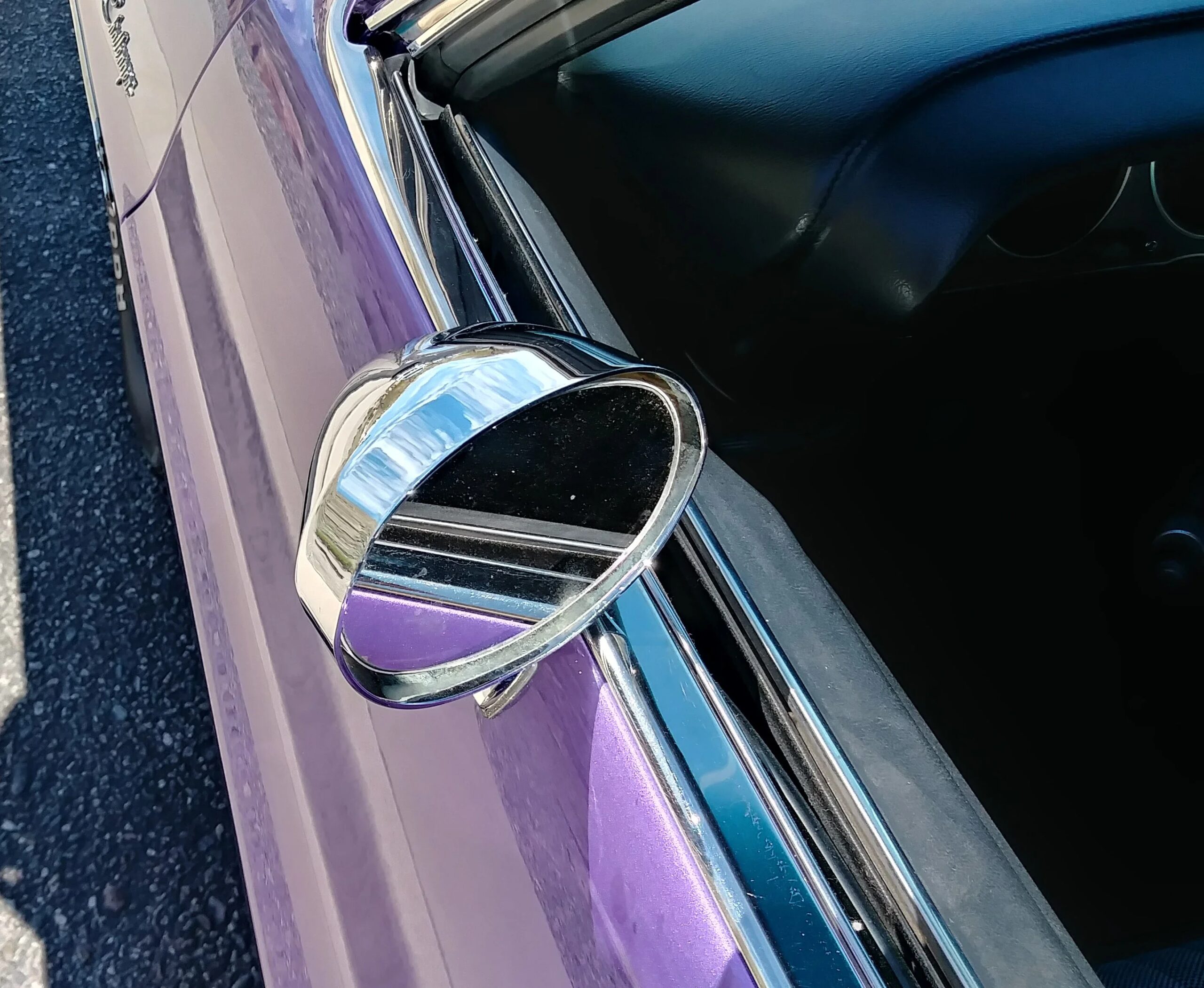 Dodge-Challenger-rt-1970-Purple-Black-56
