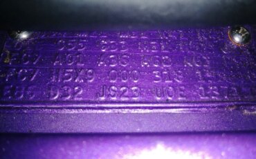 Dodge-Challenger-rt-1970-Purple-Black-58