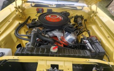 Dodge-Challenger-rt-1970-top-banana-yellow-black-11