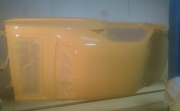 Dodge-Challenger-rt-1970-top-banana-yellow-black-15
