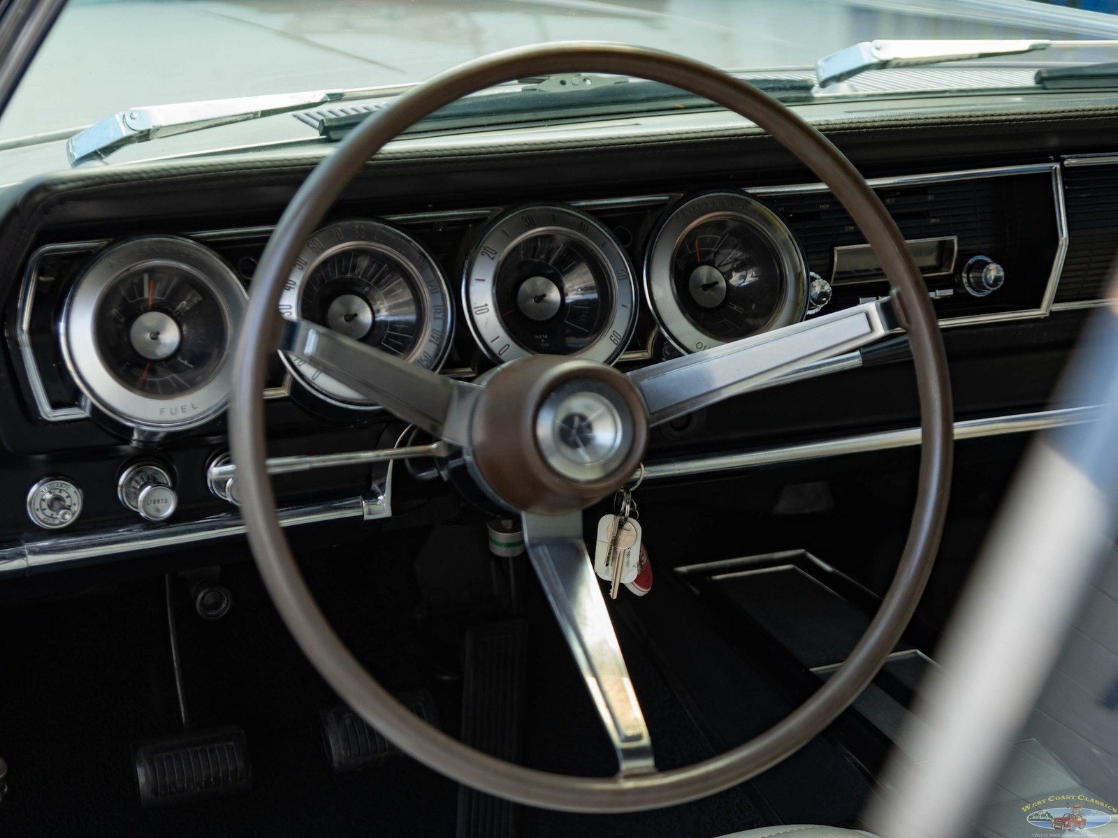 Dodge-Charger-1966-2-Door-Fastback-Hardtop-34