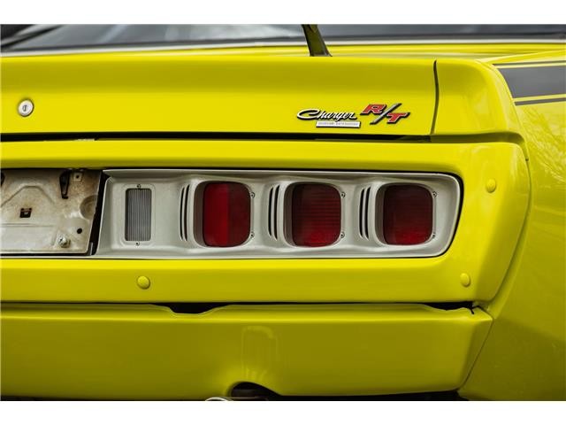 Dodge-Charger-1971-16