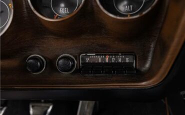 Dodge-Charger-1971-37