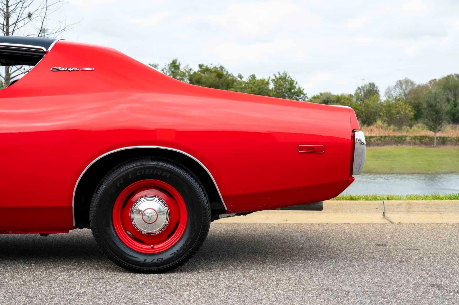 Dodge-Charger-1972-2-Door-12