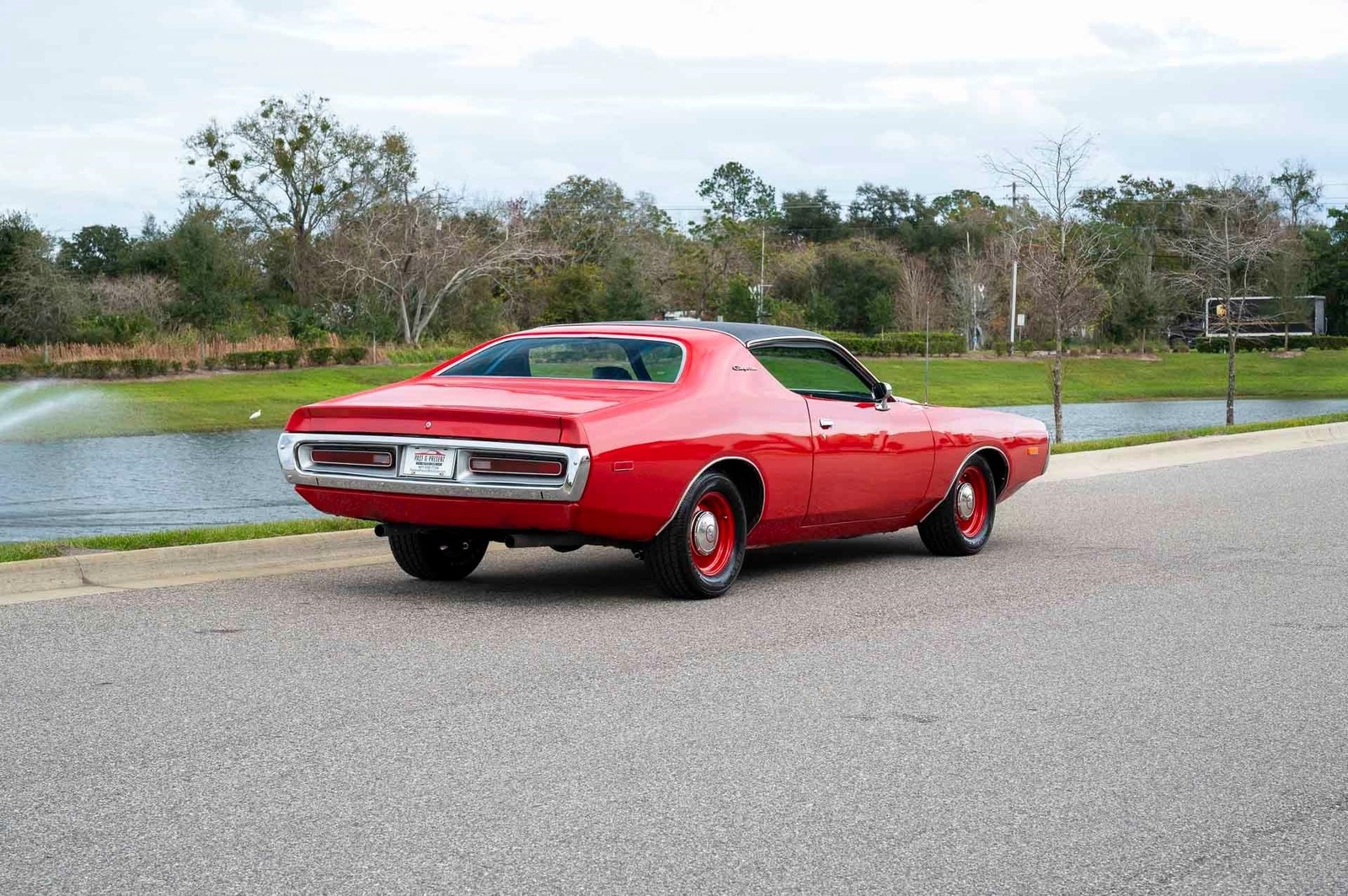 Dodge-Charger-1972-2-Door-25