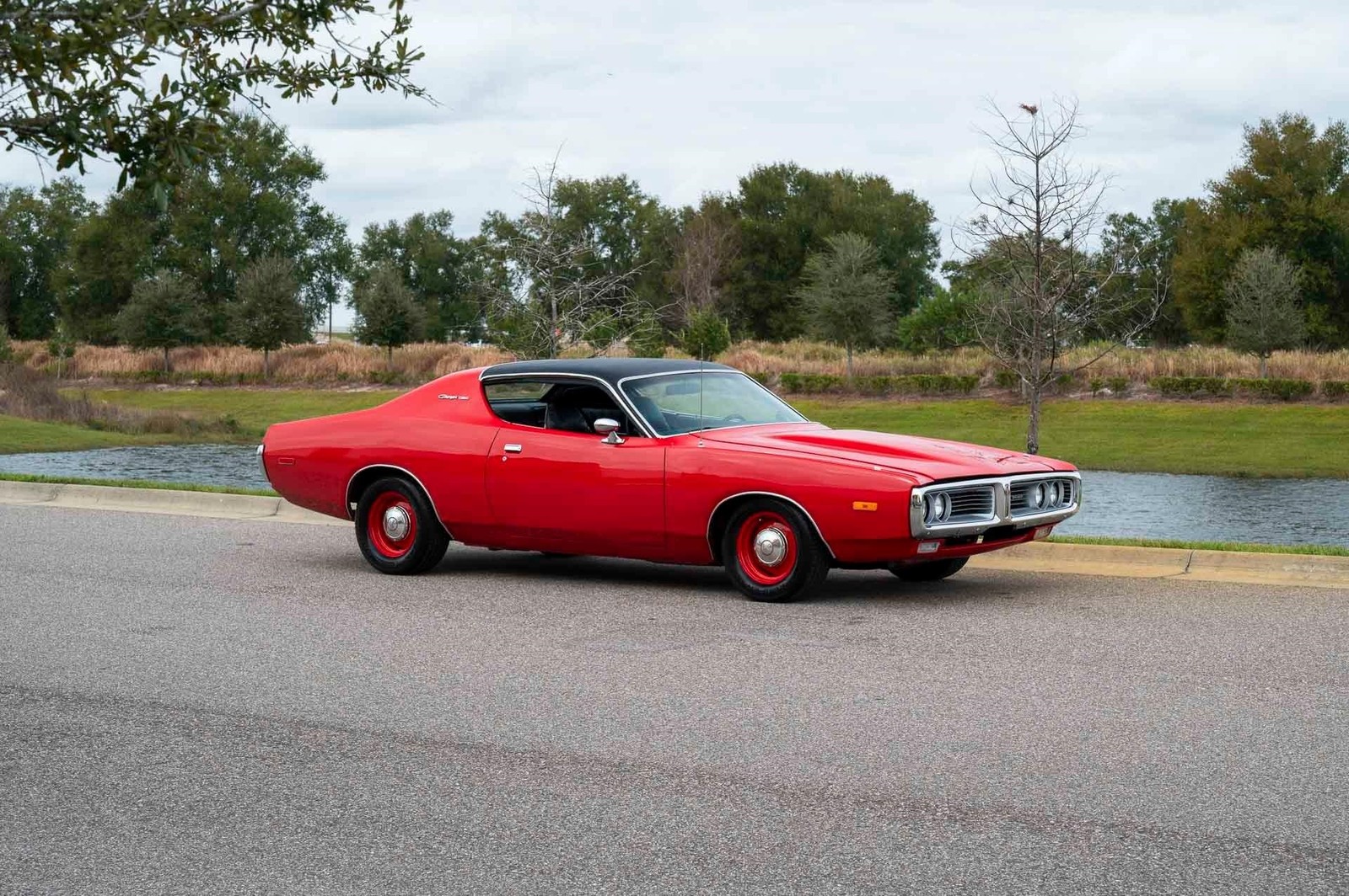 Dodge-Charger-1972-2-Door-31