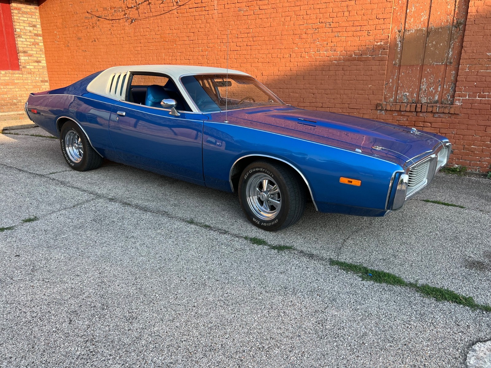 Dodge-Charger-1973-3