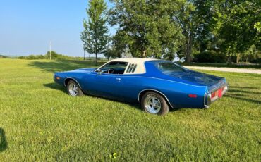 Dodge-Charger-1973-4