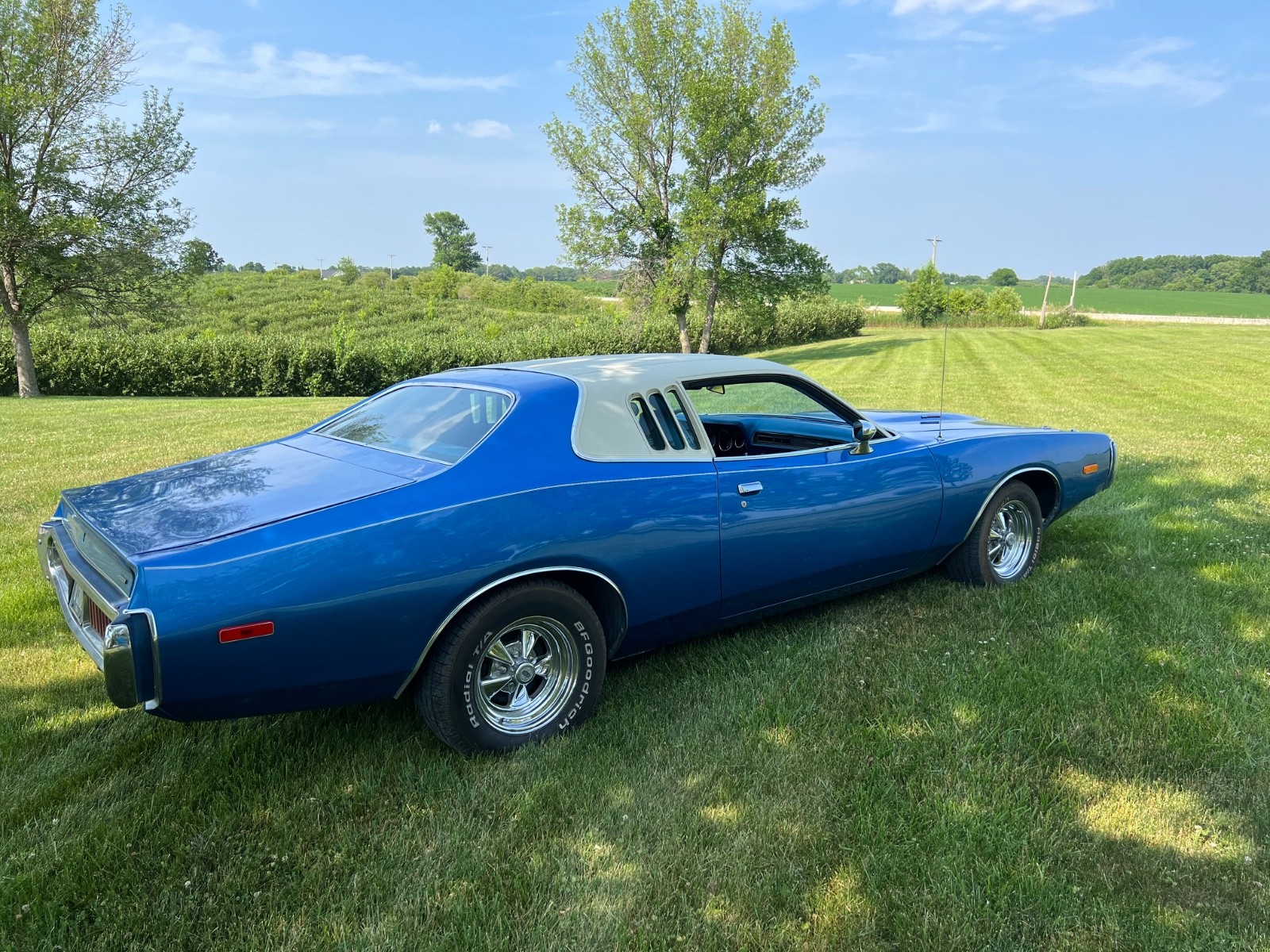 Dodge-Charger-1973-8