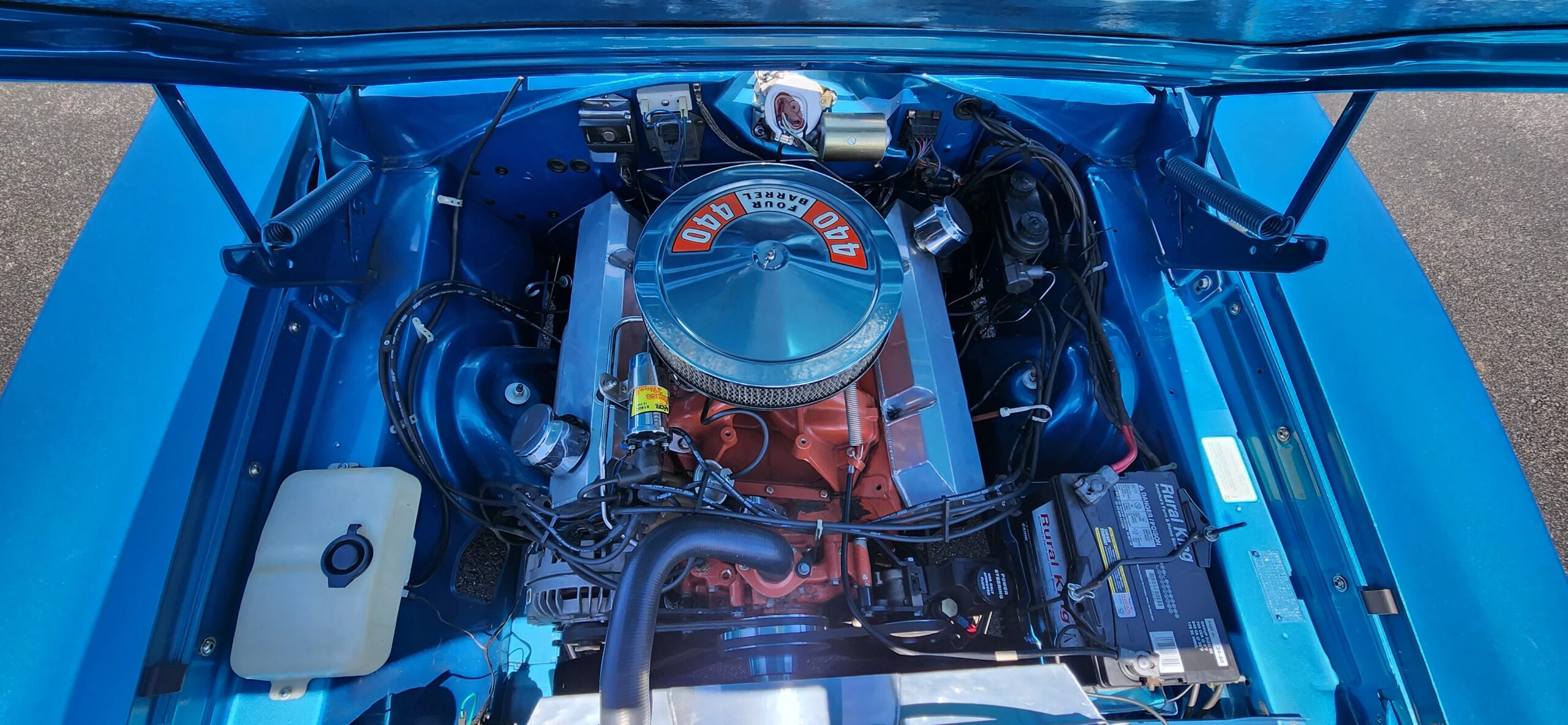 Dodge-Charger-rt-1968-Blue-White-26