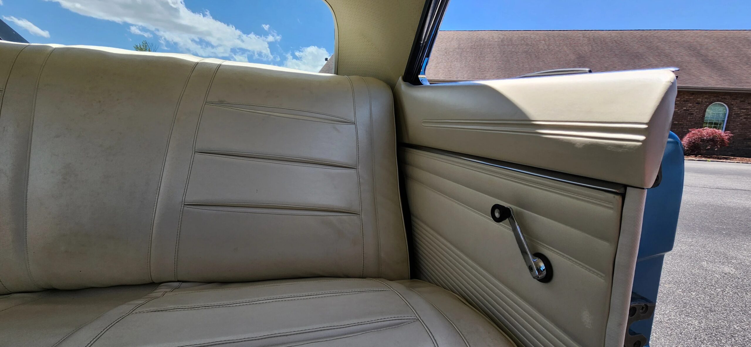 Dodge-Charger-rt-1968-Blue-White-27