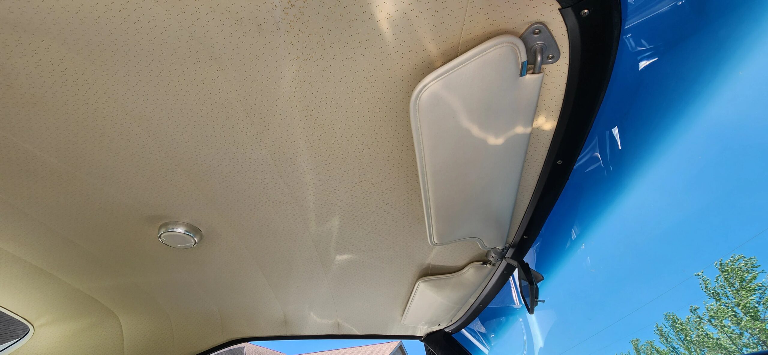 Dodge-Charger-rt-1968-Blue-White-4