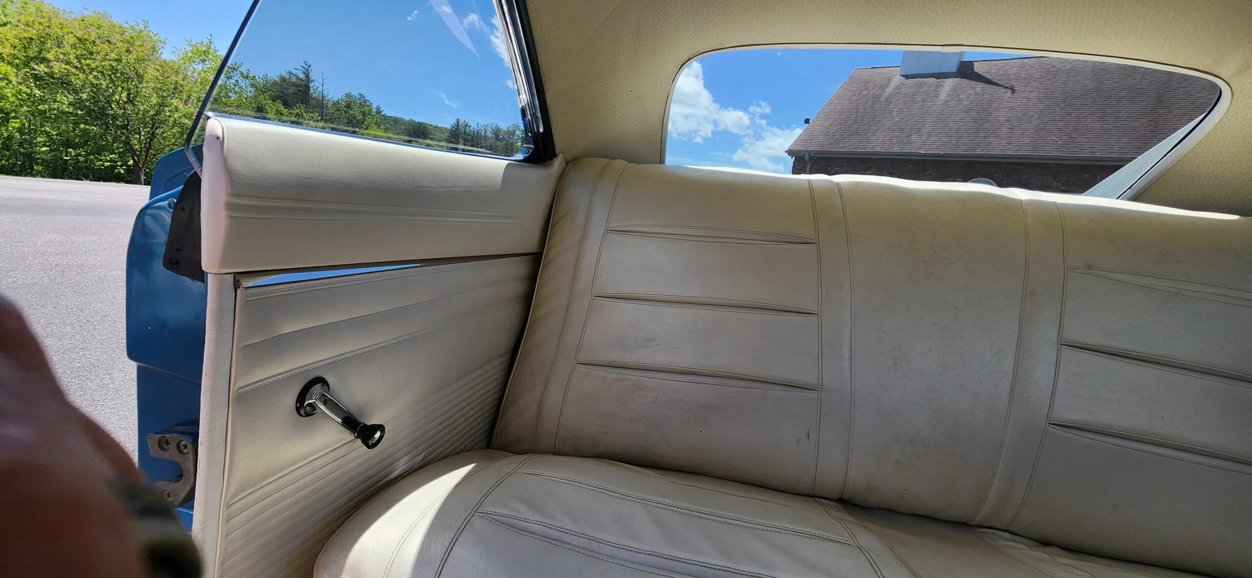 Dodge-Charger-rt-1968-Blue-White-40