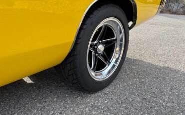 Dodge-Charger-rt-1968-Yellow-Black-8