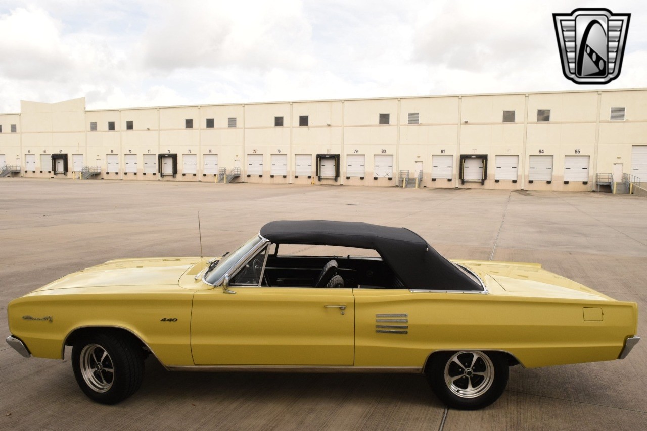 Dodge-Coronet-1966-convertible-4