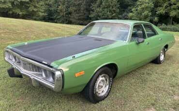 Dodge-Coronet-1973-Sedan