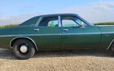 Dodge-Coronet-1975-Coupe-19