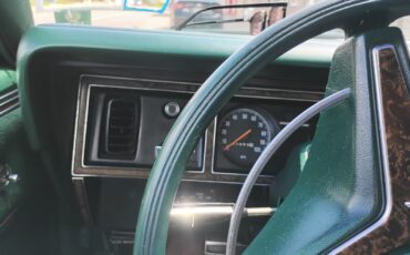 Dodge-Coronet-1975-Coupe-26