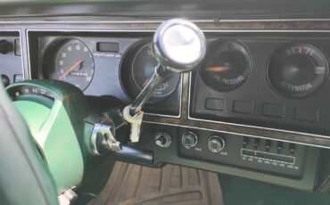Dodge-Coronet-1975-Coupe-32