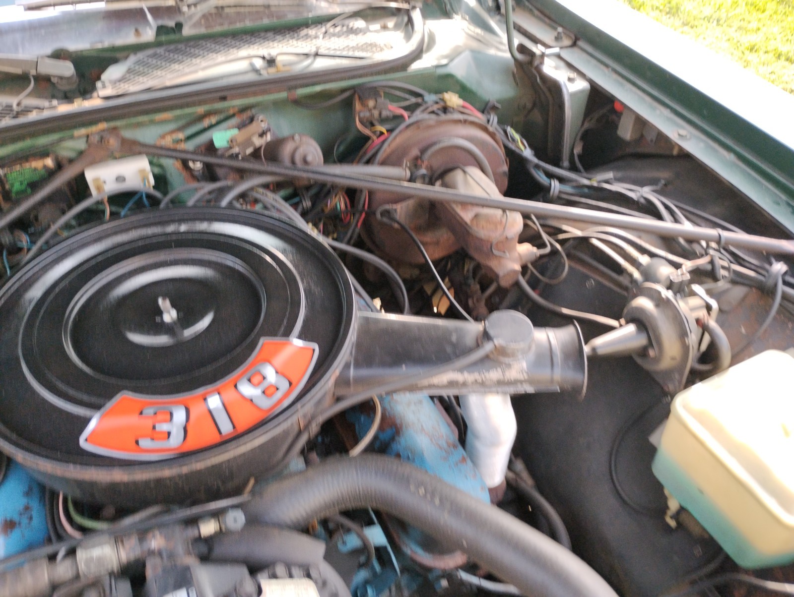 Dodge-Coronet-1975-Coupe-33