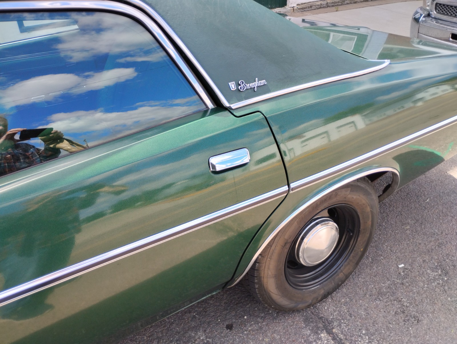 Dodge-Coronet-1975-Coupe-8
