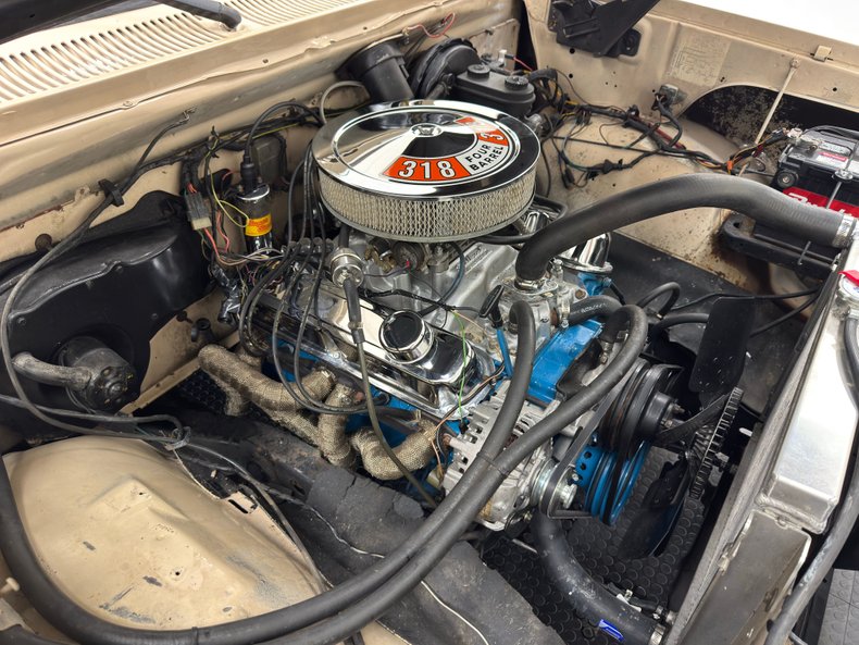 Dodge-D100-1984-Beige-Sand-Brown-14