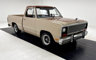 Dodge-D100-1984-Beige-Sand-Brown-2