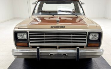 Dodge-D100-1984-Beige-Sand-Brown-3