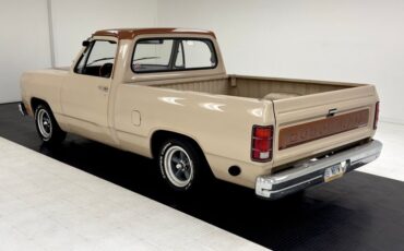 Dodge-D100-1984-Beige-Sand-Brown-32