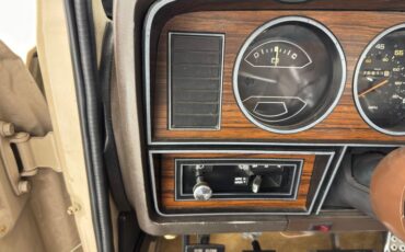 Dodge-D100-1984-Beige-Sand-Brown