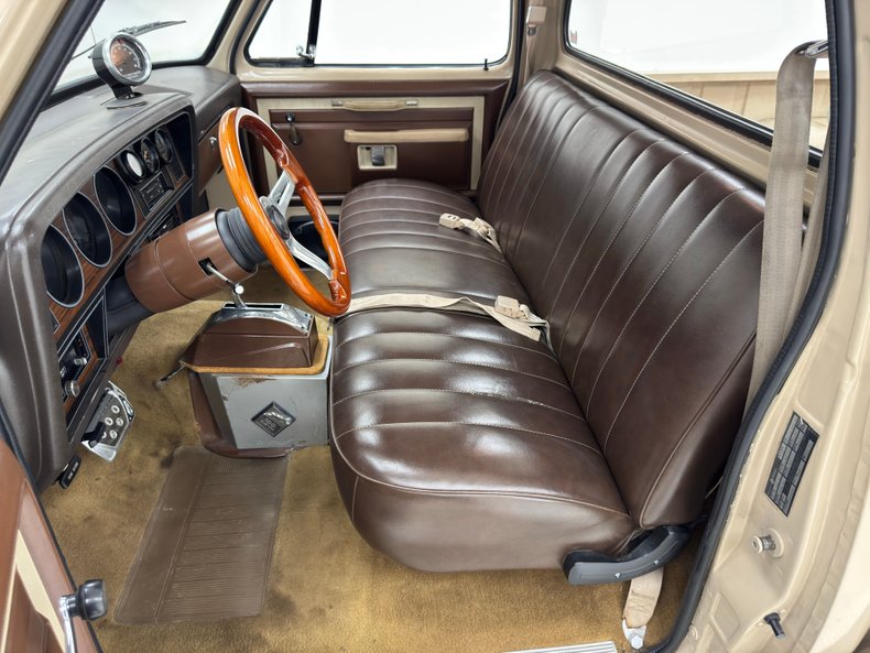 Dodge-D100-1984-Beige-Sand-Brown-41