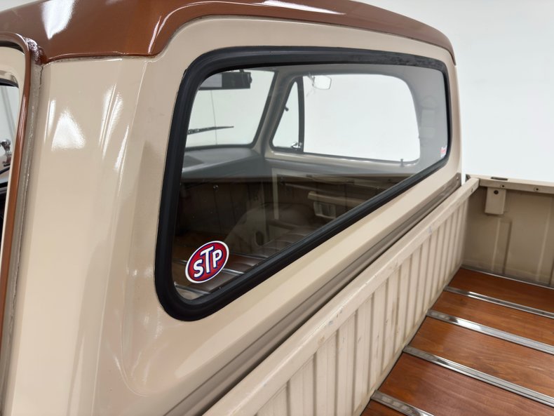 Dodge-D100-1984-Beige-Sand-Brown-9