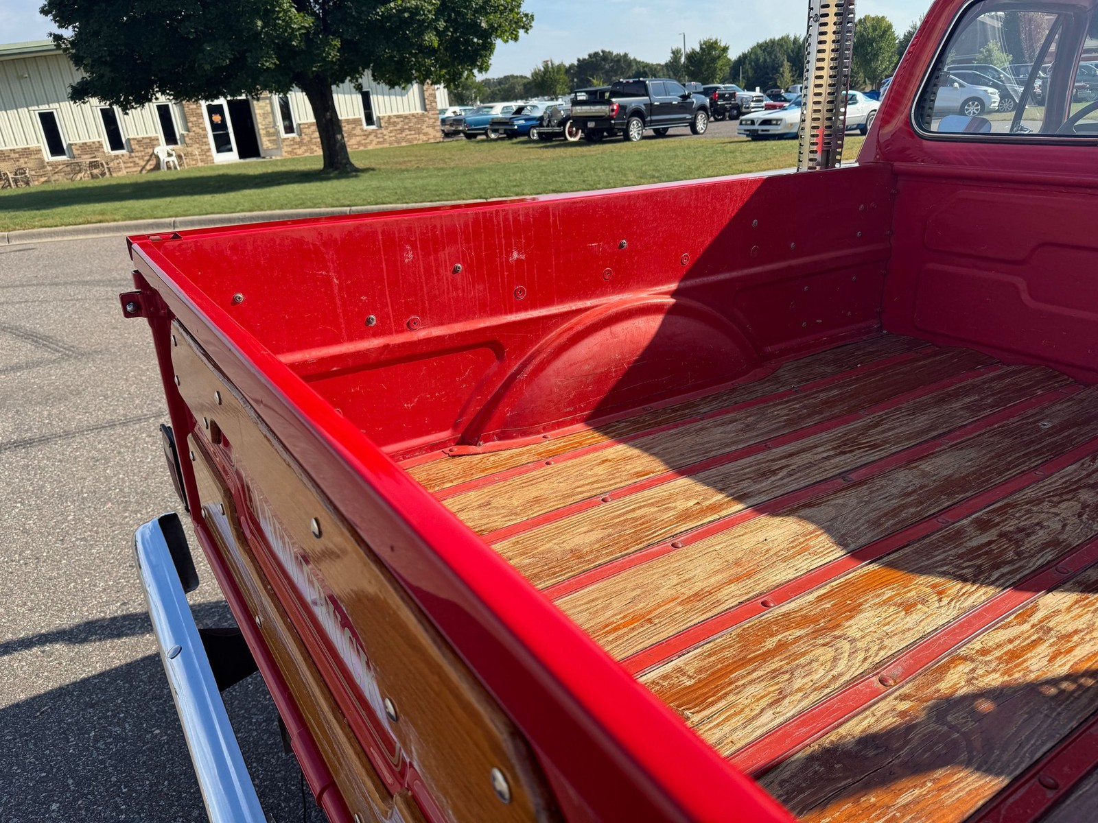 Dodge-D150-Lil-Red-Express-1979-Pickup-Truck-34
